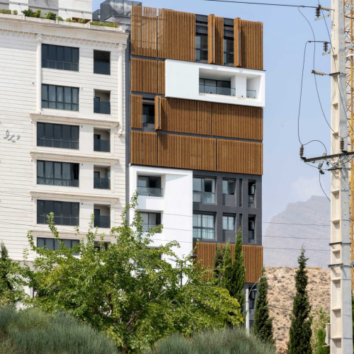 Contemporary façade of SAAR COMPLEX designed by GRID Architecture Office in Shiraz, Iran.
